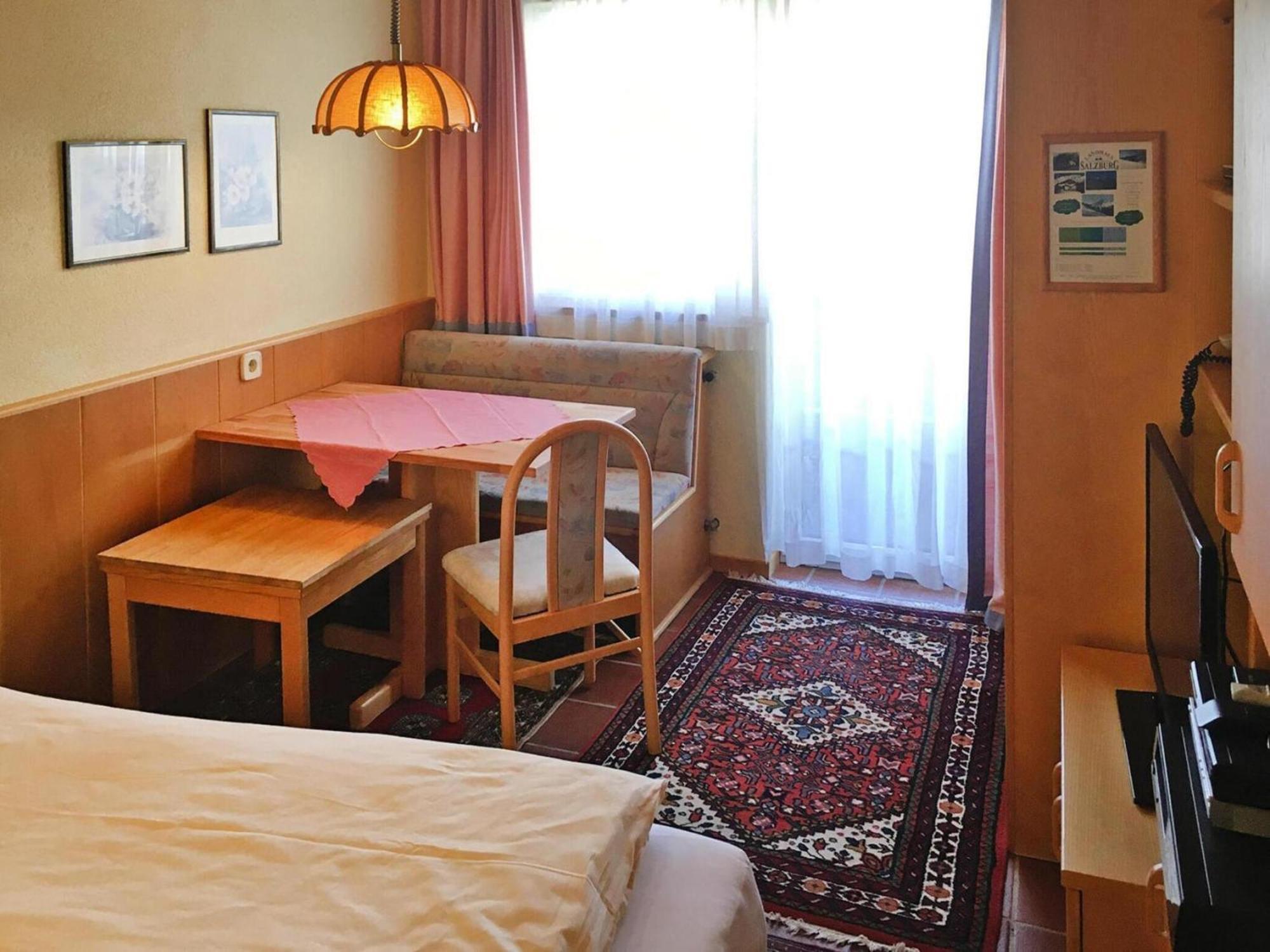 Landhaus Salzburg, Dienten ديتن ام هوكونغ المظهر الخارجي الصورة